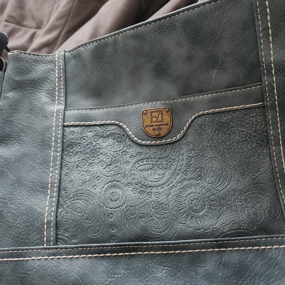 Stone Mountain Blue Paisley Embossed Shoulder Bag with Zip Closure and Pockets - Picture 5 of 9